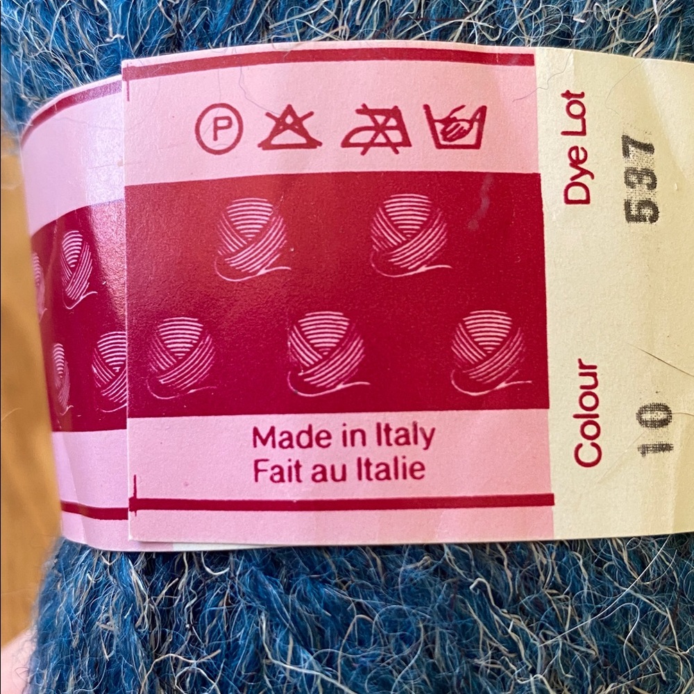 Kinsie Wool Shops „Andes“ Chunky with Alpaca 4 Skeins - Picture 5 of 7